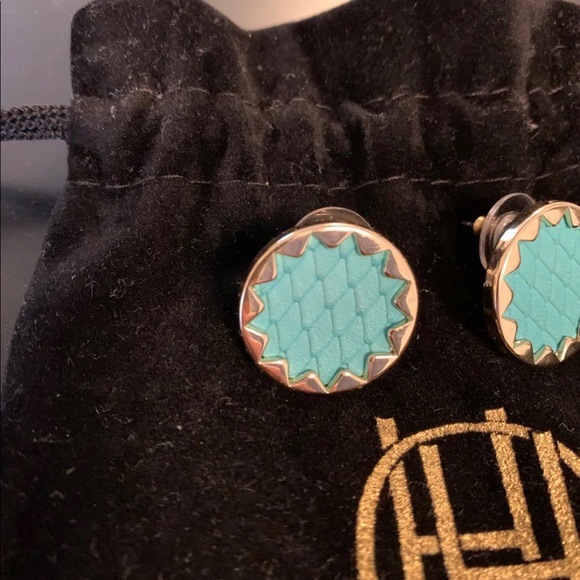 House of Harlow Matching Necklace and Earrings - Picture 5 of 7